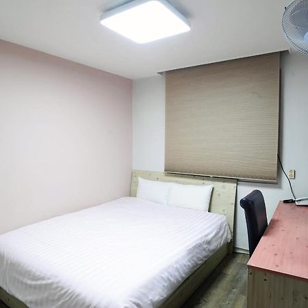 Saewha Hostel Seoul Exterior foto
